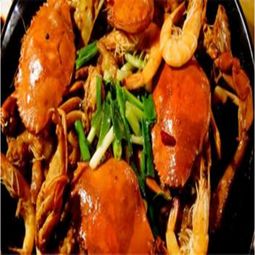 饞胖肉蟹煲 從爆款產品到連鎖加盟，解讀其餐飲管理之道